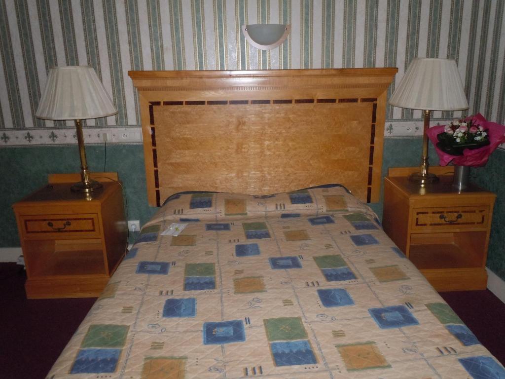 La Croix Blanche Otel Montrichard Dış mekan fotoğraf